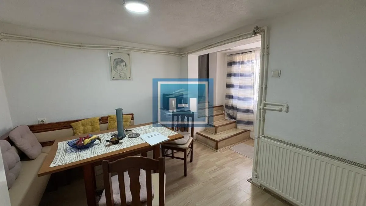 Prodaja, dvosoban stan, 64m², Vašarište, Jagodina