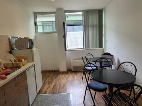 Izdavanje, poslovni prostor, 650m², Nova Pazova, Stara Pazova - image 14