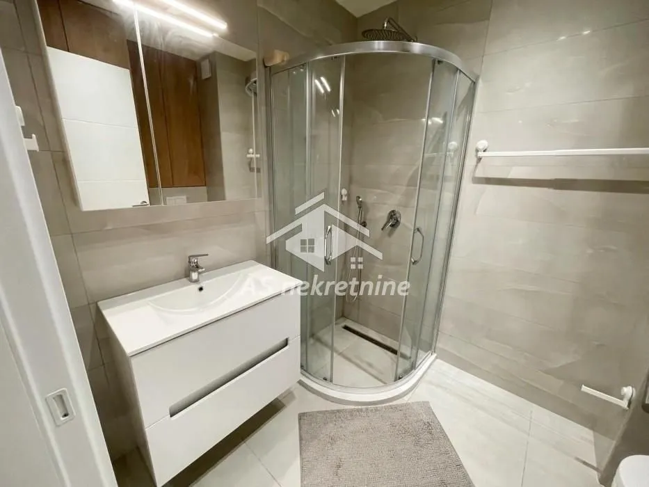 Izdavanje, dvosoban stan, 55m², Voždovac Sve Podlokacije, Beograd