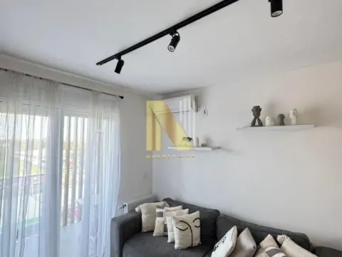 Izdavanje, jednosoban stan, 40m², Novo naselje, Novi Sad - image 2