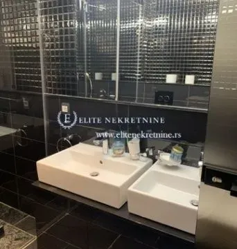 Rent, three bedroom apartment, 109m², Vračar Hram, Vračar Sve Podlokacije - image 5