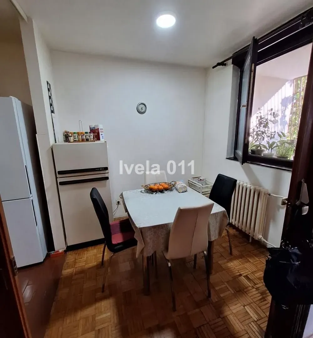 Prodaja, dvosoban stan, 59m², Resnik, Beograd