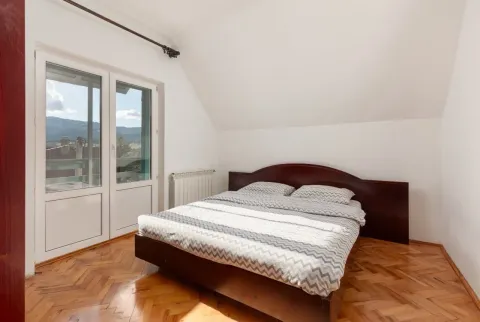 Prodaja, kuća, 200m², Centar, Žabljak - image 8