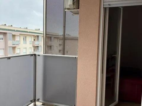 Sale, one bedroom apartment, 46m², City Kvart, Podgorica - image 11