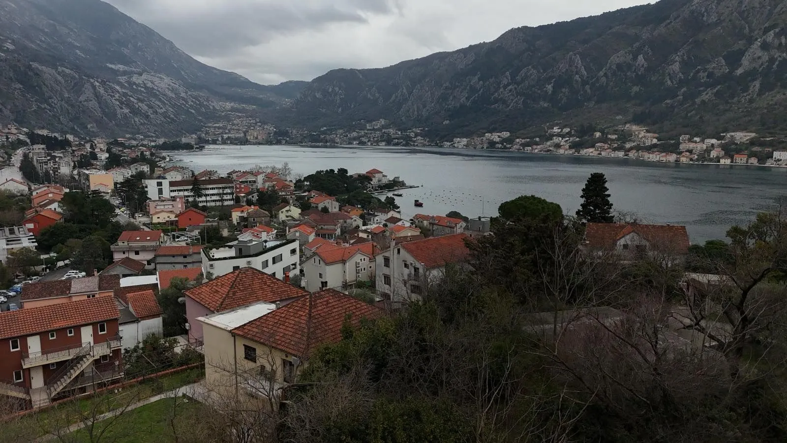 Prodaja, plac, 3500m², Dobrota, Kotor