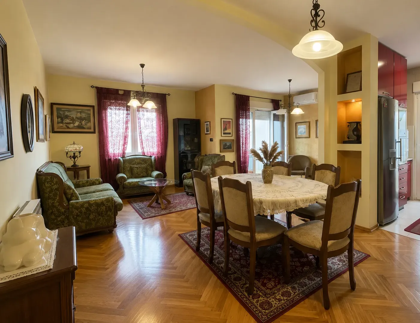 Rent, one bedroom apartment, 90m², City Kej, Podgorica
