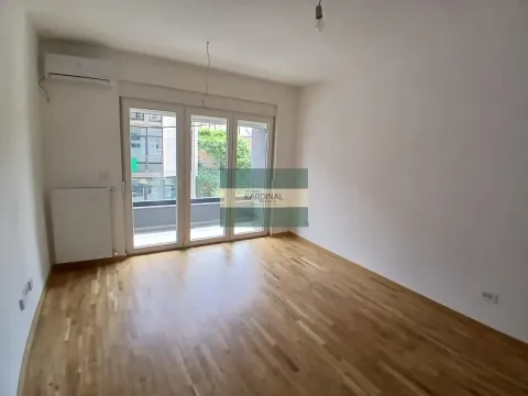 Izdavanje, garsonjera, 31m², Centar, Jagodina - image 1