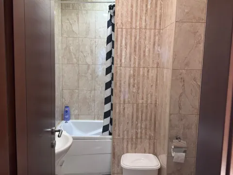 Rent, one bedroom apartment, 70m², Bečići, Budva - image 4
