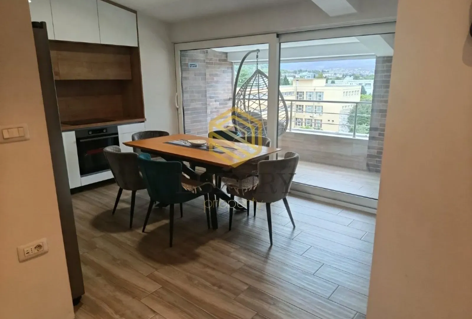 Rent, two bedroom apartment, 100m², Preko Morače, Podgorica