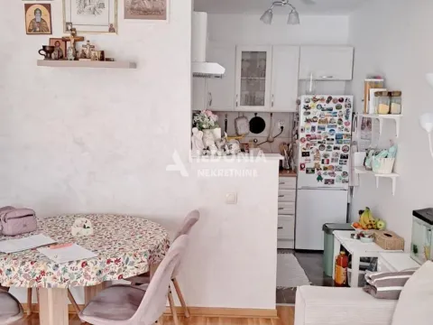 Prodaja, dvosoban stan, 44m², Brace Jerković, Voždovac Sve Podlokacije - image 2