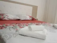 Izdavanje, jednosoban stan, 43m², Lazi, Budva - image 13