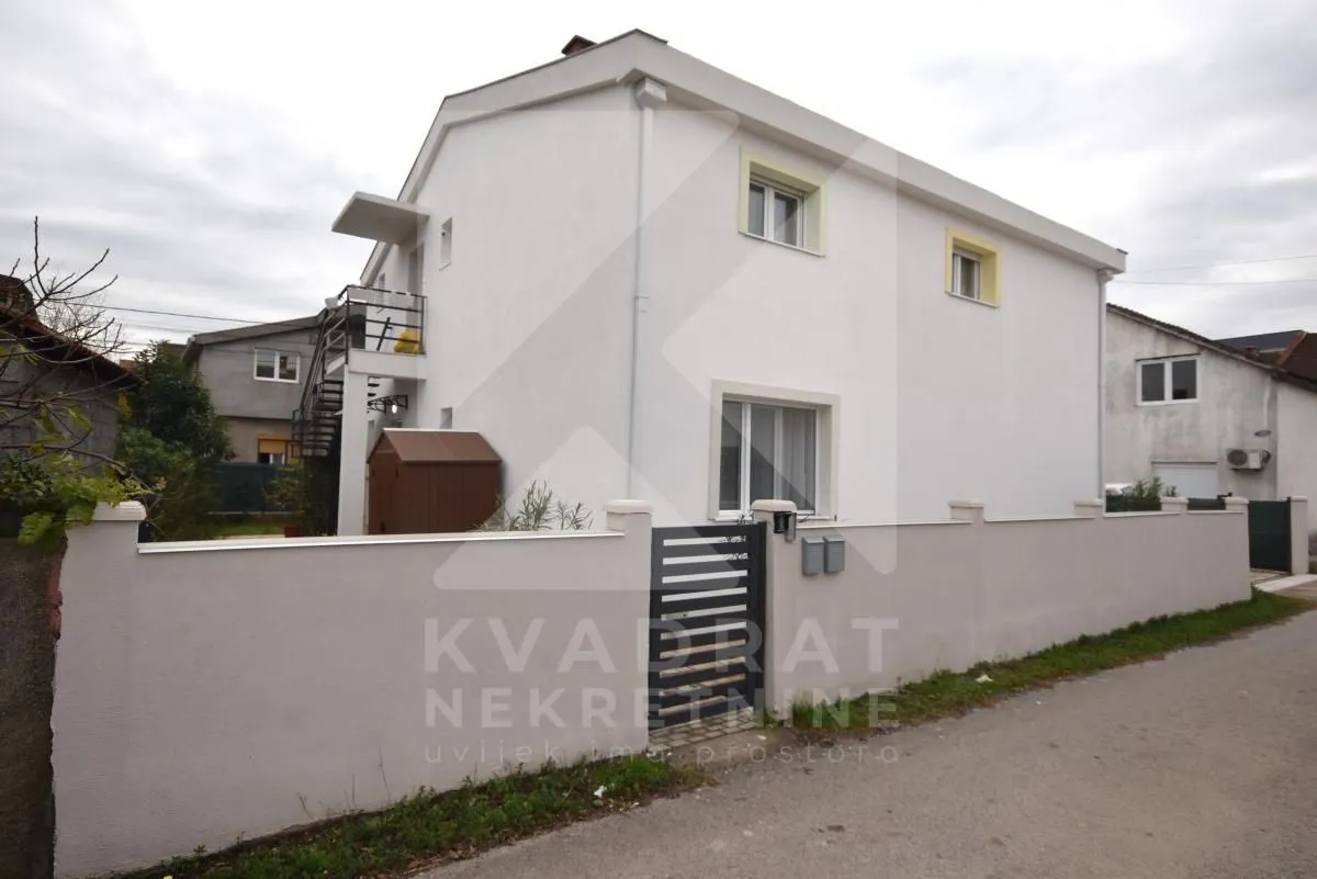 Prodaja, kuća, 180m², Nova Dalmatinska, Podgorica
