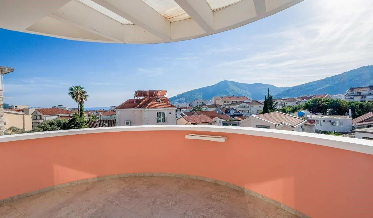 Prodaja, ugostiteljski objekat, 1256m², Podkošljun, Budva