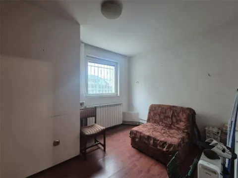 Prodaja, dvosoban stan, 32m², Cerak, Beograd - image 2
