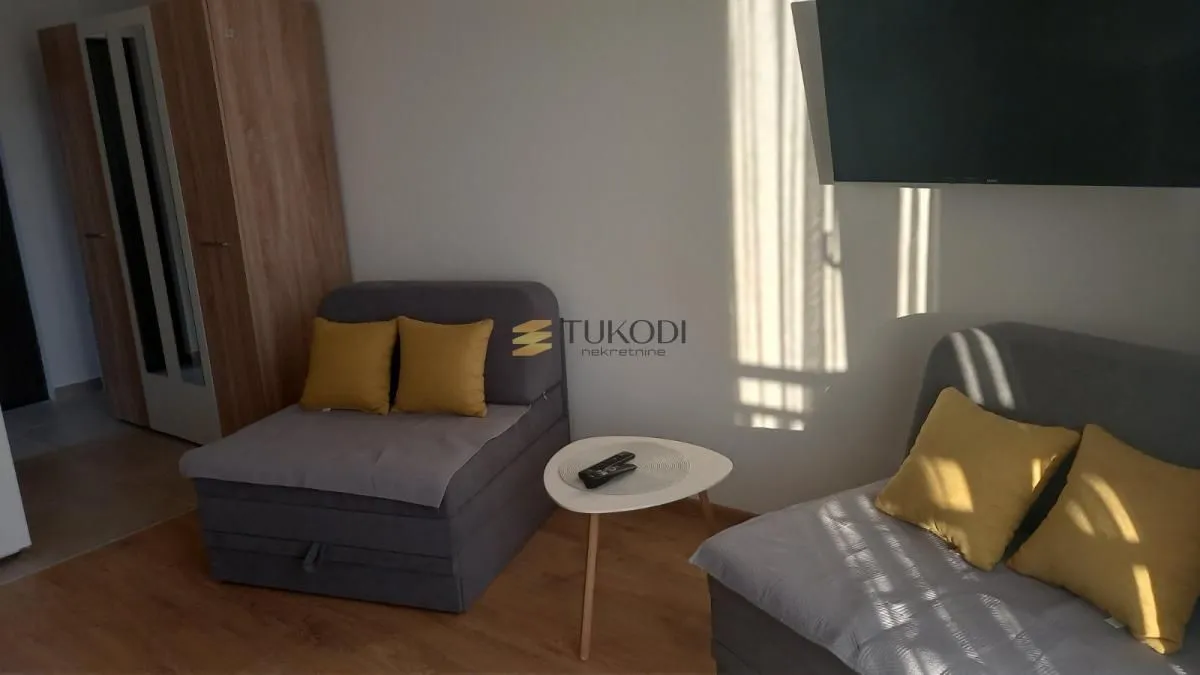 Izdavanje, garsonjera, 24m², Kraljevi Čardaci, Kopaonik