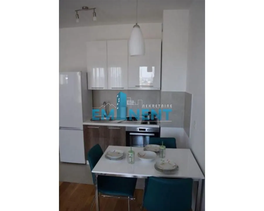 Izdavanje, jednosoban stan, 31m², Voždovac Sve Podlokacije, Beograd