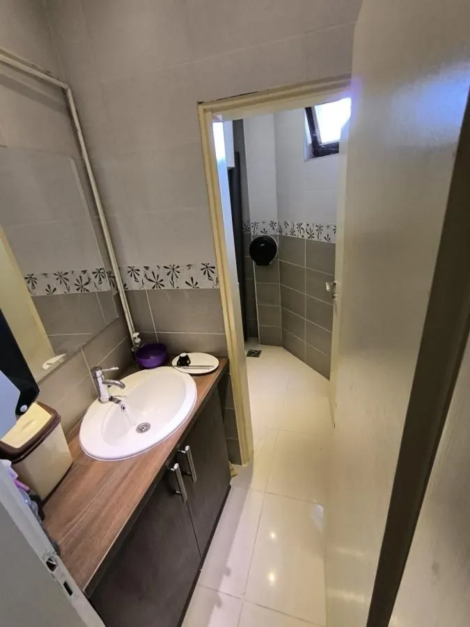 Rent, office space, 240m², Čukarica, Beograd