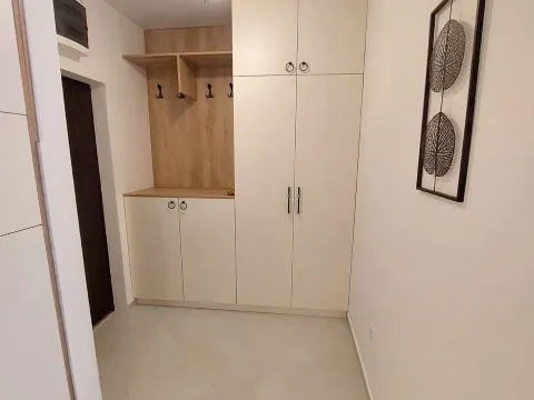 Izdavanje, jednosoban stan, 47m², Bečići, Budva - image 5