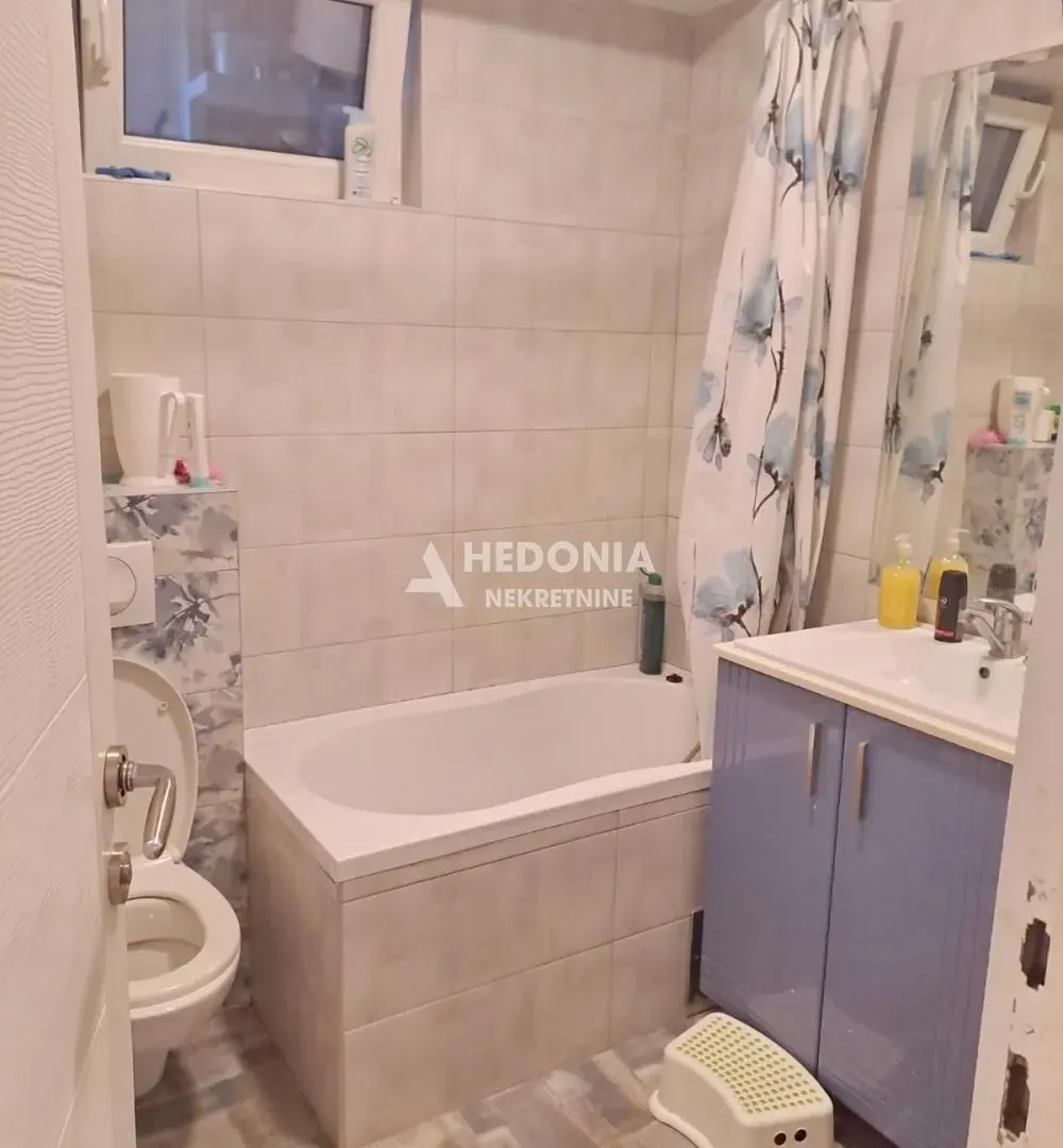 Sale, three bedroom apartment, 94m², Vidikovački venac, Rakovica