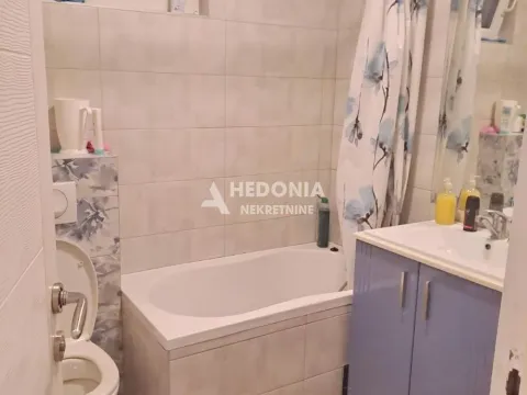 Sale, three bedroom apartment, 94m², Vidikovački venac, Rakovica - image 10