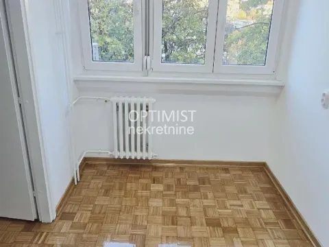 Sale, two bedroom apartment, 47m², Zemun Centar, Zemun Sve Podlokacije - image 8