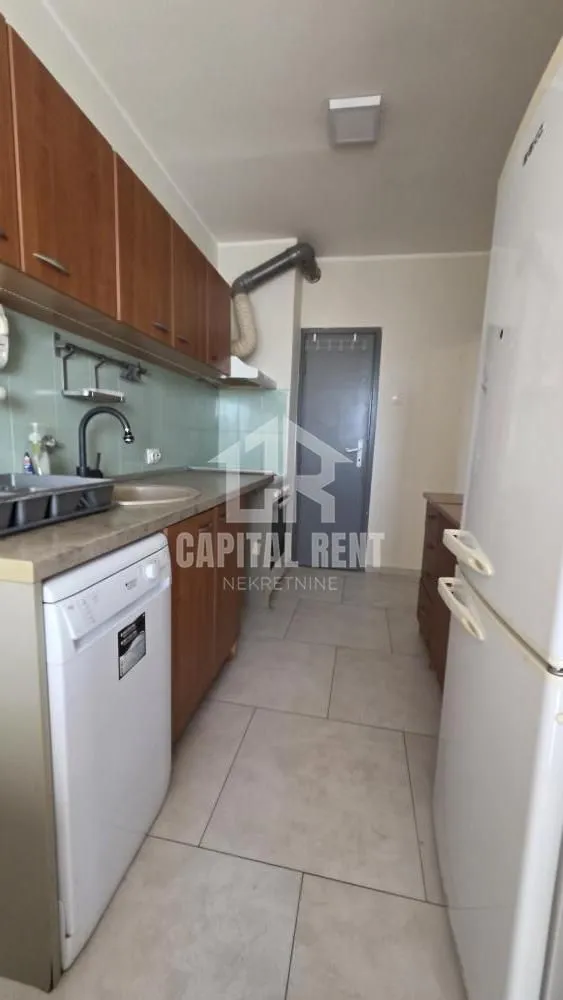 Izdavanje, dvosoban stan, 68m², Čukarica, Beograd
