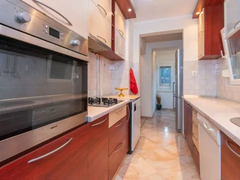 Izdavanje, dvosoban stan, 60m², Seljanovo, Tivat - image 7