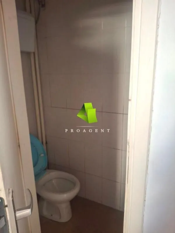 Rent, office space, 47m², Medijana, Niš