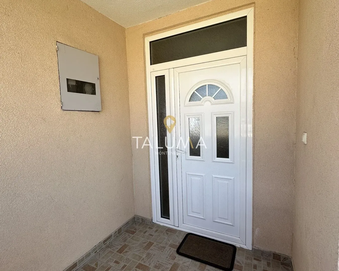 Rent, house, 100m², Cijevna, Podgorica