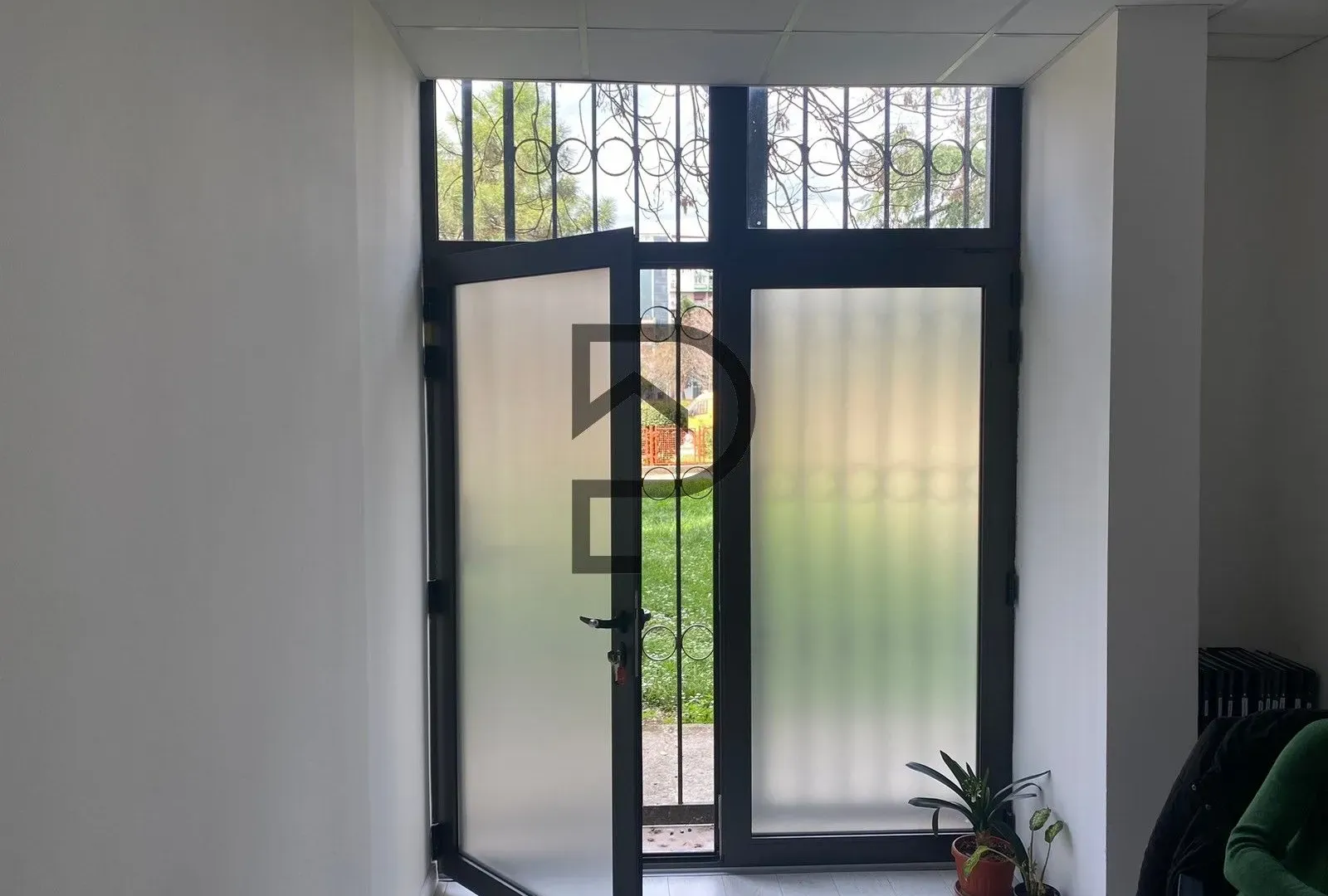 Rent, office space, 294m², Blok 6, Podgorica