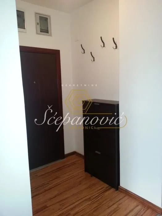 Prodaja, stan, 27m², Adamovićevo Naselje, Novi Sad Sve Podlokacije