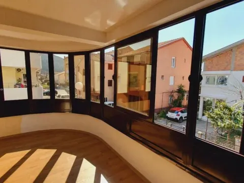 Prodaja, četvorosoban stan, 180m², Podmaine, Budva - image 10