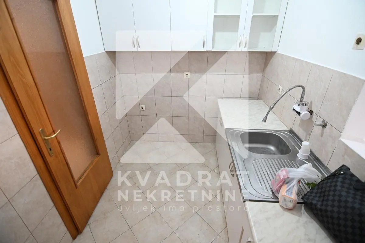 Prodaja, dvosoban stan, 65m², Stari Aerodrom, Podgorica
