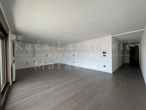 Prodaja, četvorosoban stan, 121m², Vračar Hram, Vračar Sve Podlokacije - image 11