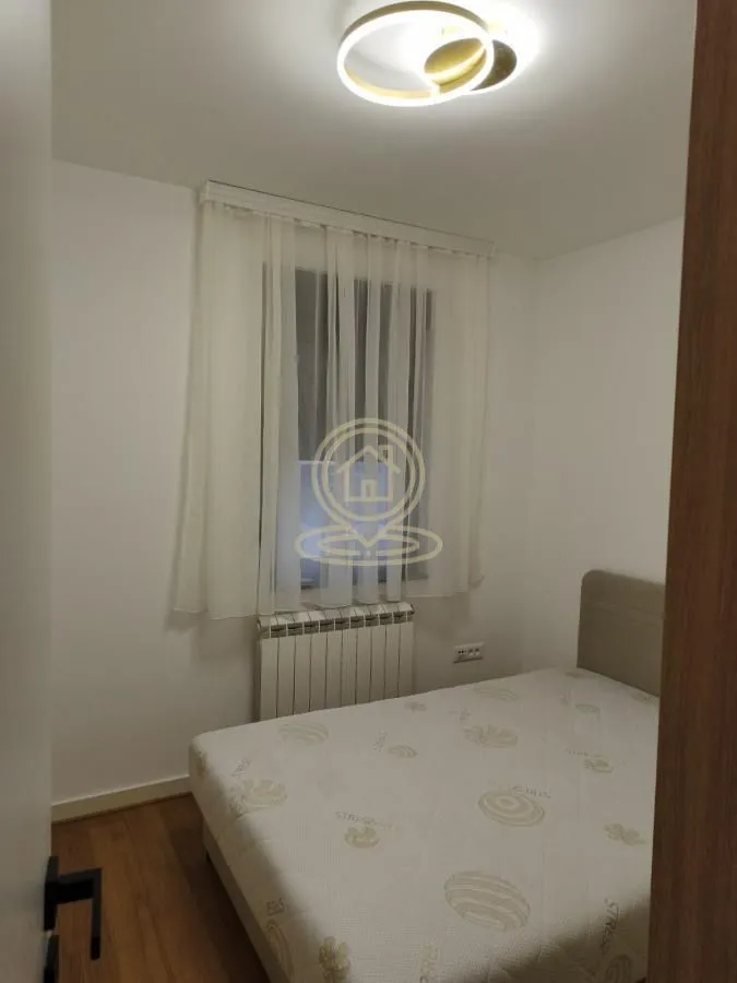 Rent, three bedroom apartment, 65m², Južni Bulevar, Vračar Sve Podlokacije