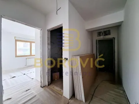 Prodaja, trosoban stan, 100m², Kluz, Zvezdara Sve Podlokacije - image 6