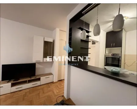 Rent, two bedroom apartment, 42m², Novi Beograd Blok 72, Novi Beograd Sve Podlokacije - image 4