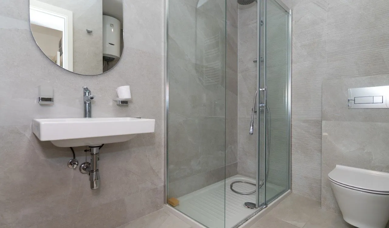 Izdavanje, dvosoban stan, 68m², Podgorica, Crna Gora