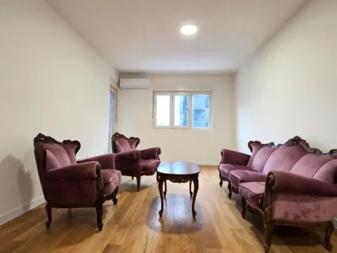 Rent, office space, 49m², Central Point, Podgorica - image 1