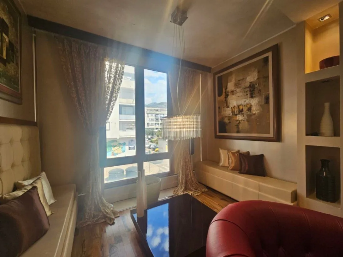 Sale, two bedroom apartment, 80m², Centar, Bar
