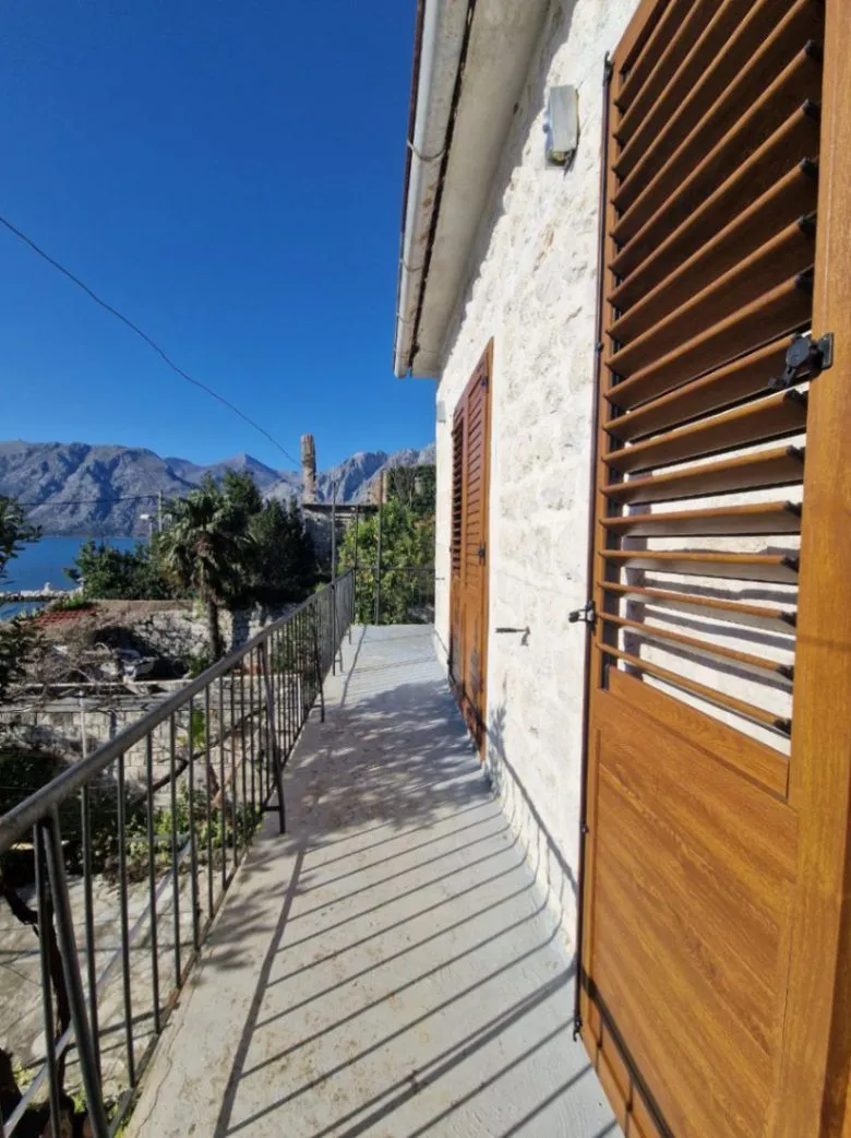 Sale, house, 136m², Dobrota, Kotor