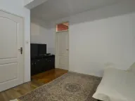 Izdavanje, jednosoban stan, 39m², Blok 6, Podgorica - image 12