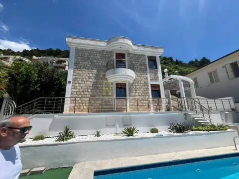 Sale, house, 150m², Centar, Budva - image 1