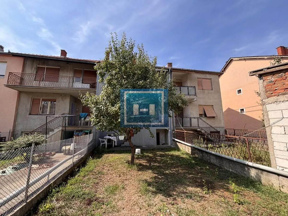 Prodaja, kuća, 200m², Tavrića obori, Jagodina