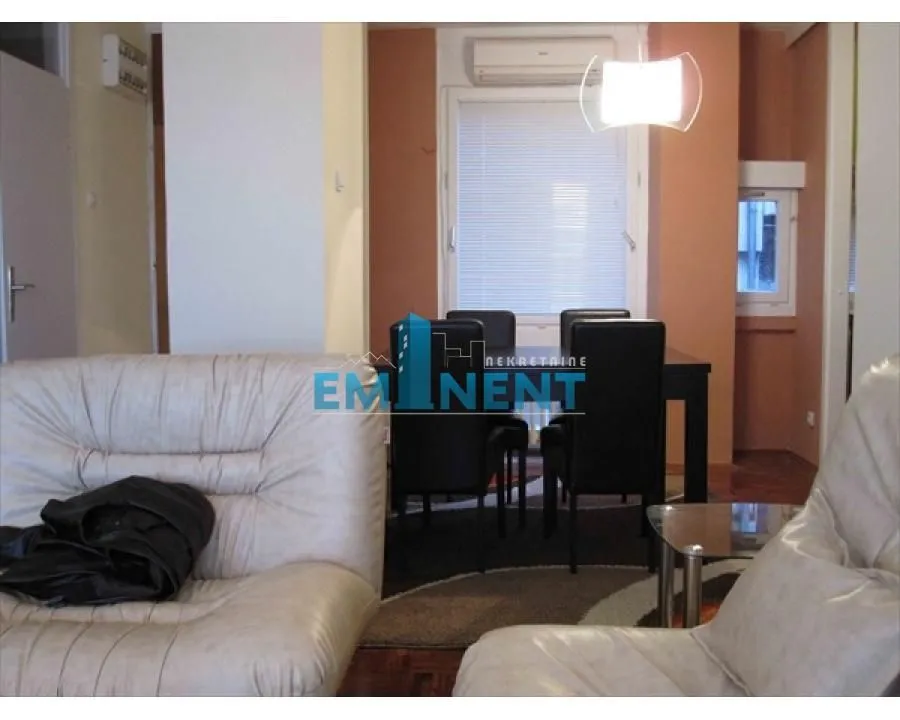 Izdavanje, trosoban stan, 70m², Novi Beograd Blok 23, Novi Beograd Sve Podlokacije