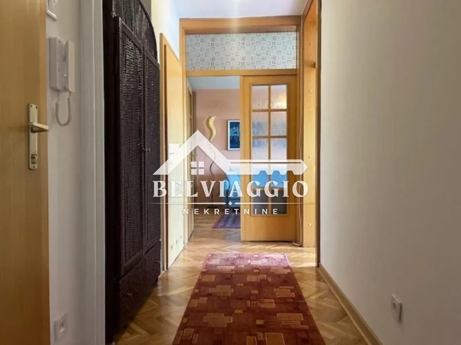 Izdavanje, dvosoban stan, 54m², Bandžovo brdo, Rožaje