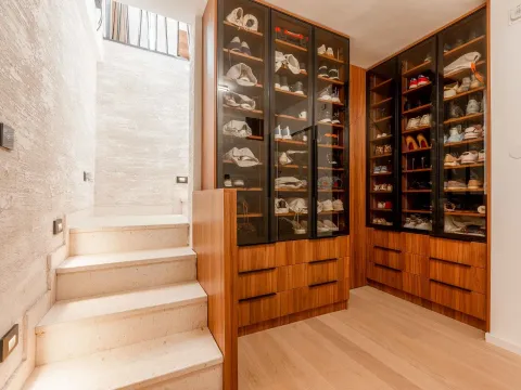 Sale, two bedroom apartment, 81m², Petrovac, Budva - image 16