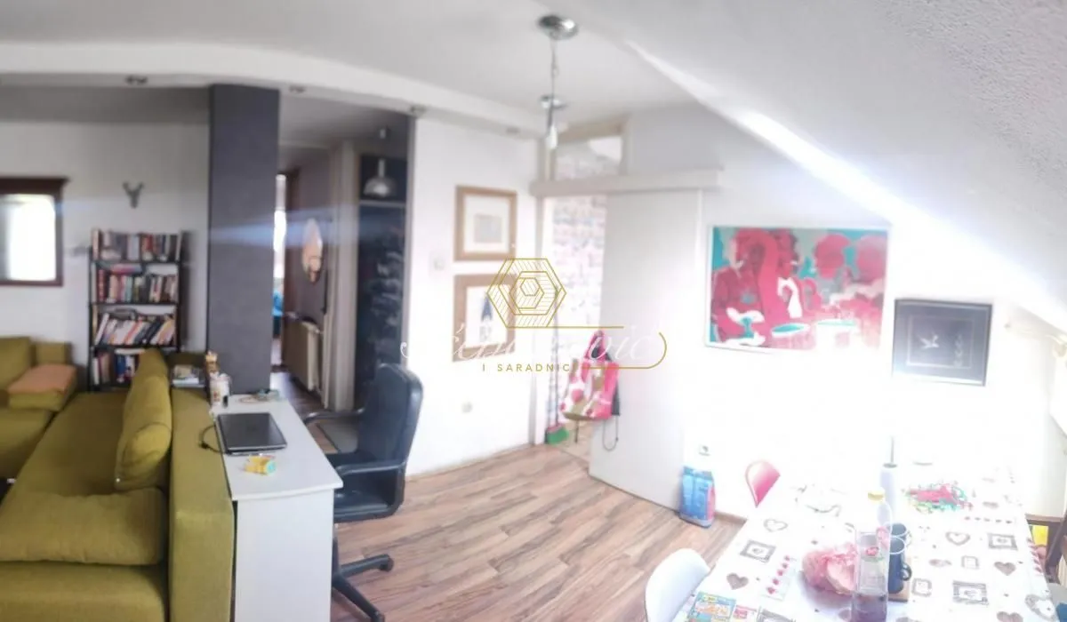 Prodaja, stan, 73m², Novo naselje, Novi Sad