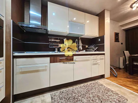 Izdavanje, dvosoban stan, 87m², City Kvart, Podgorica - image 7