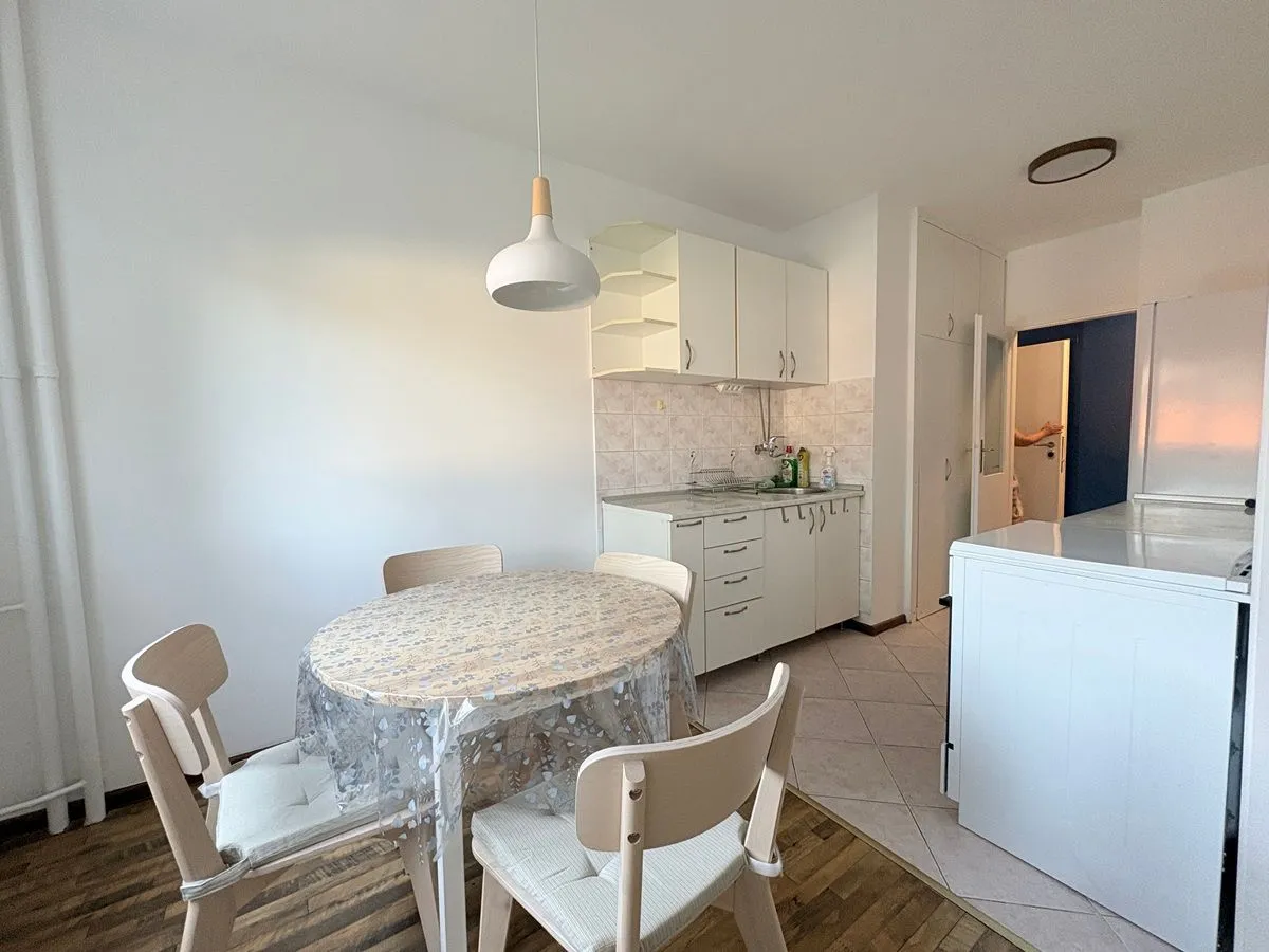 Izdavanje, jednosoban stan, 34m², Voždovac Sve Podlokacije, Beograd